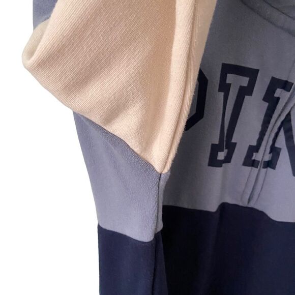 PINK Victoria's Secret 1/2 Zip Closure Long Sleeve Pullover Sweatshirt in Size S - Picture 3 of 7